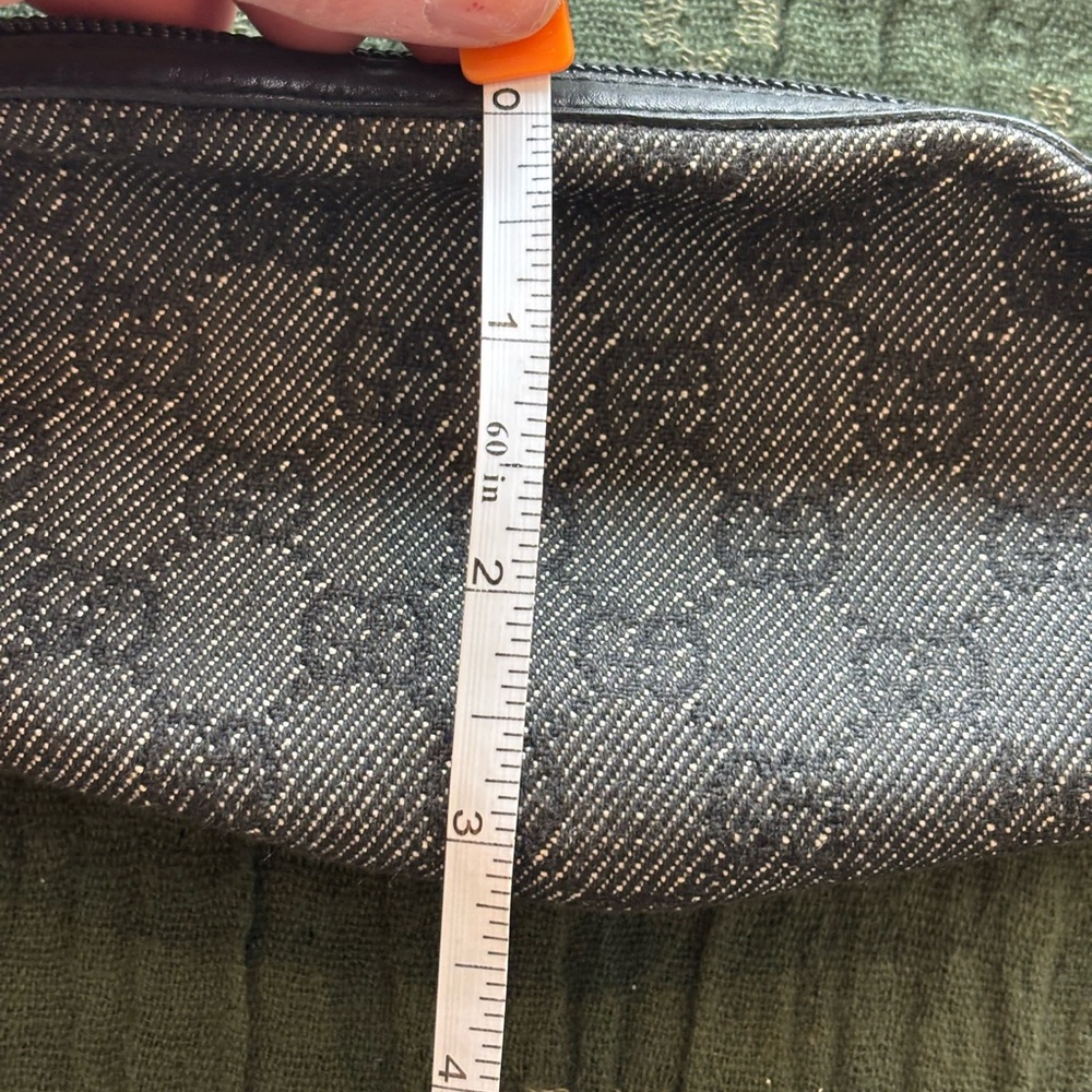 Gucci Black Denim & Leather Zip Pouch with Embossed Logo 014 - Picture 10 of 10